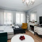 Maya's 70 - Garncarska Street Appartement *
