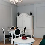 Maya's 70 - Garncarska Street * Gdańsk