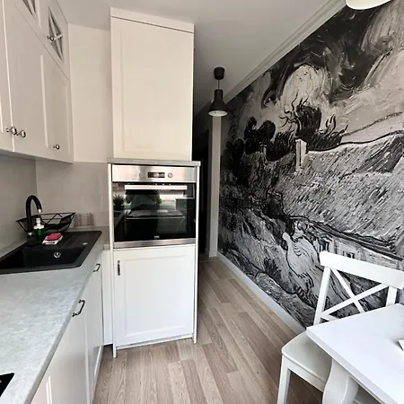 Maya's Flats & 70 - Garncarska Street