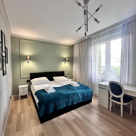 Maya's Flats & 70 - Garncarska Street *