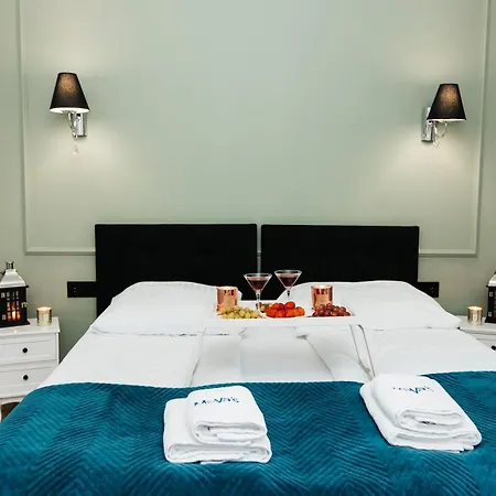 Maya's Flats & 70 - Garncarska Street شقة *