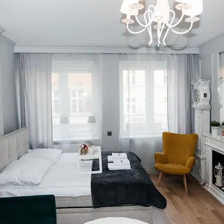 Maya's Flats 70 - Garncarska, Appartamento *