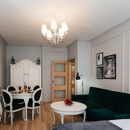 Maya's Flats 70 - Garncarska, Appartamento *