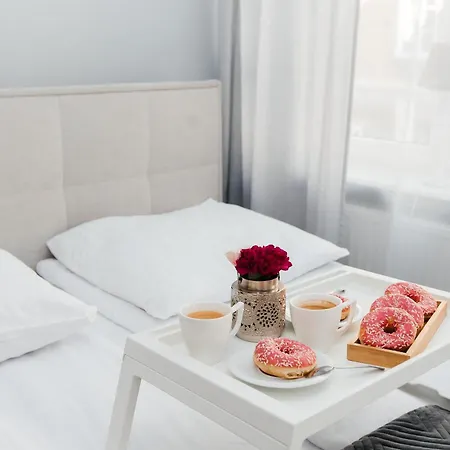 Maya's Flats & 70 - Garncarska Street شقة