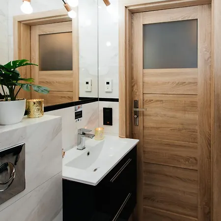 Maya's Flats & 70 - Garncarska Street Gdańsk