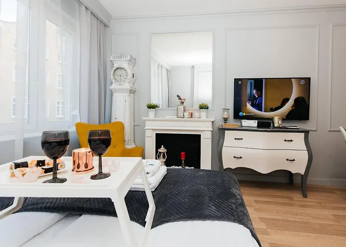 Maya's Flats & 70 - Garncarska Street Danzig