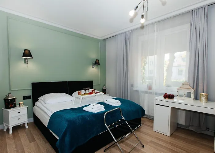 Maya's Flats & 70 - Garncarska Street Apartment