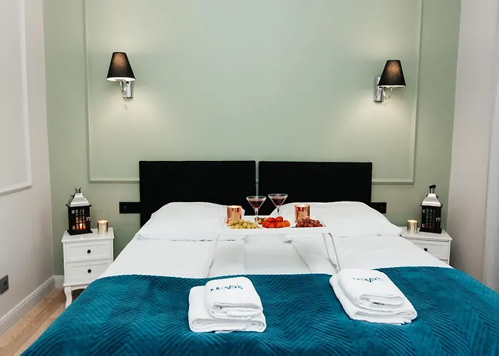 Maya's Flats & 70 - Garncarska Street Apartment *