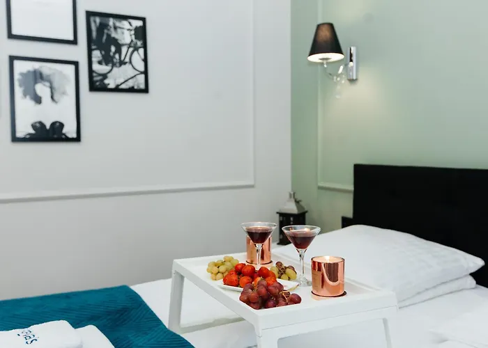 Maya's Flats & 70 - Garncarska Street *