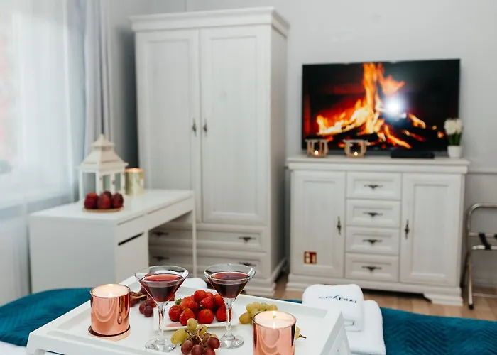 Maya's Flats & 70 - Garncarska Street *