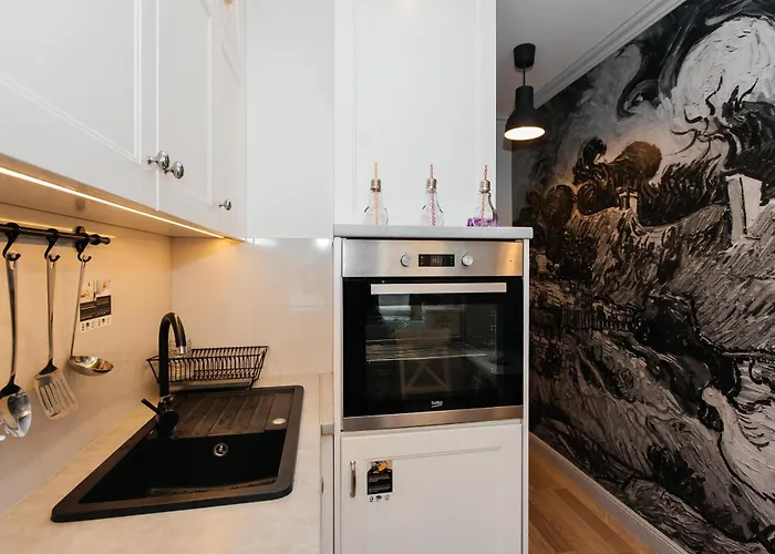 Maya's Flats & 70 - Garncarska Street Apartment